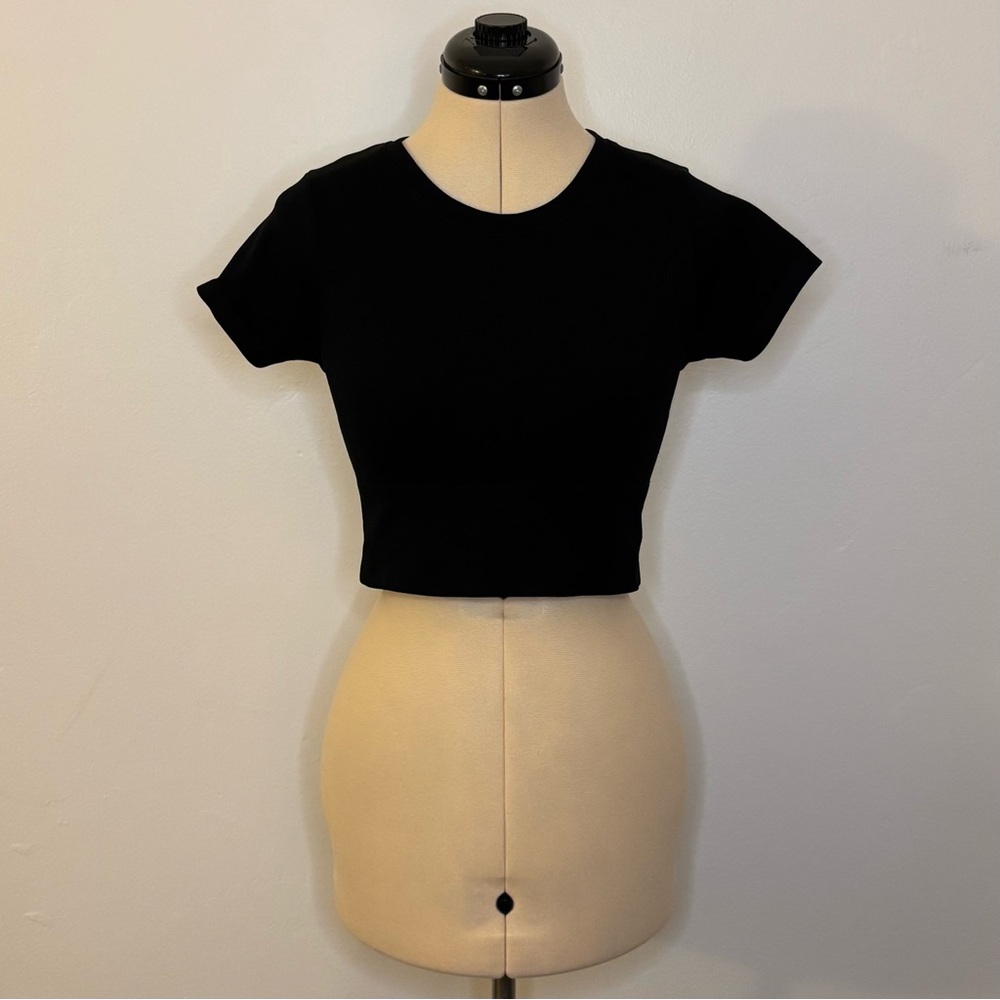 OFFLINE Aerie Sidewalk Seamless Cropped T-Shirt in True Black, Compression Top S